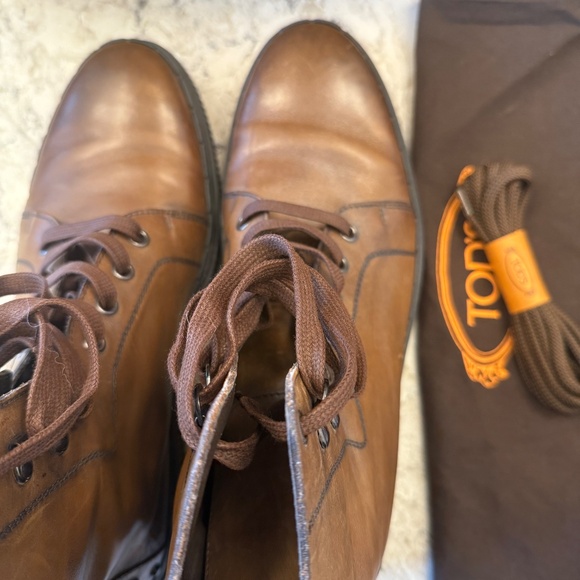 Tod's Italy Men's Stivaletto Brown Calfskin Leather Studded Ankle Boot -cp - Picture 9 of 15